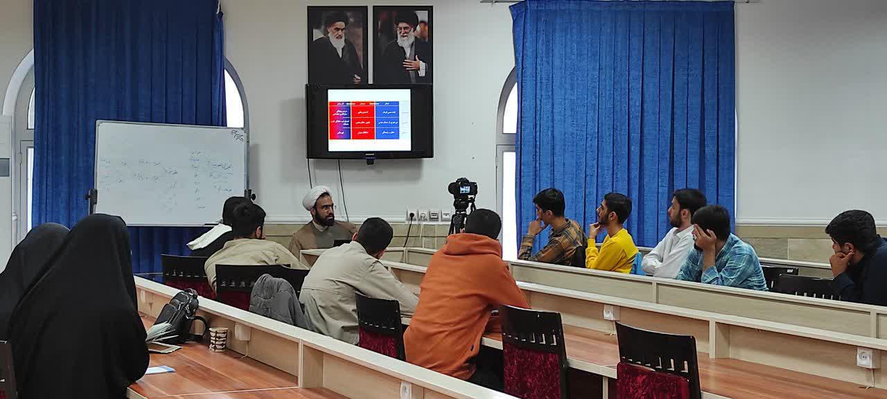 خبر | سومین جلسه دوره مقدماتی تربیت مربی نوجوان