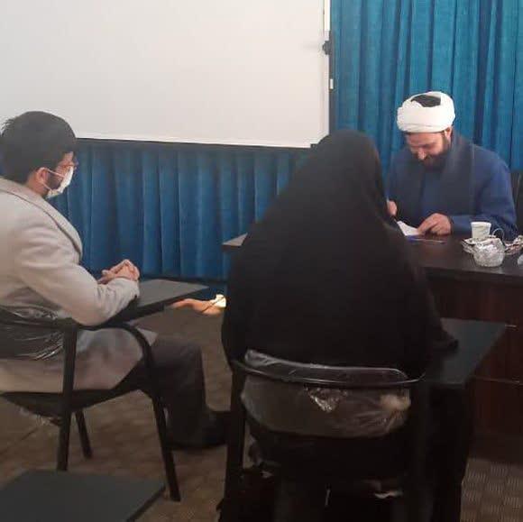 گزارش تصویری | برگزاری کلاس مشاوره برای زوج ها